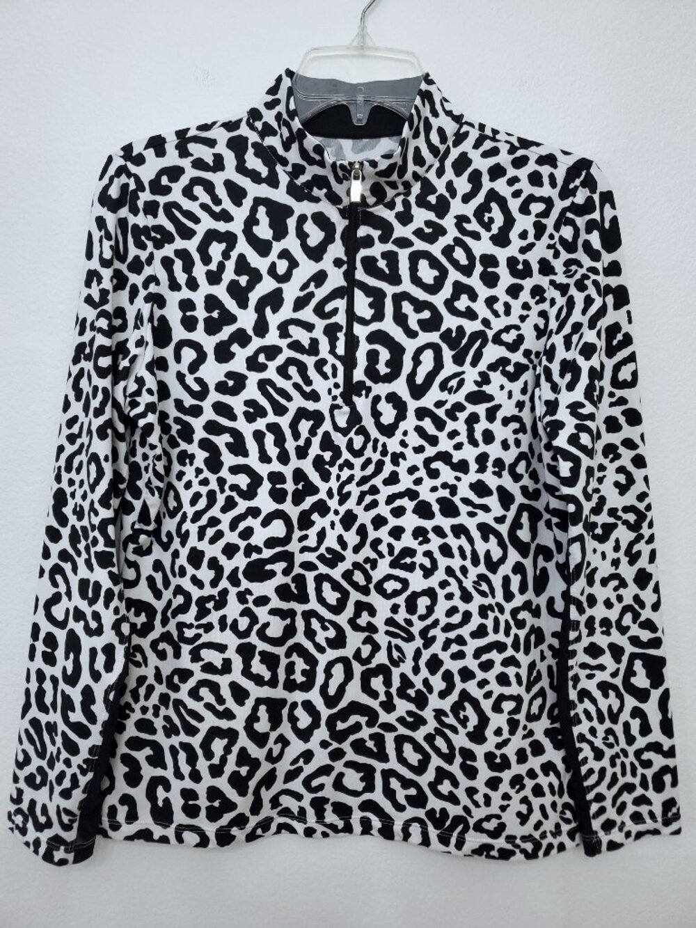 Tail Activewear Animal Print Long Sleeve 1/4 Zip Tennis Pickleball Golf Top M